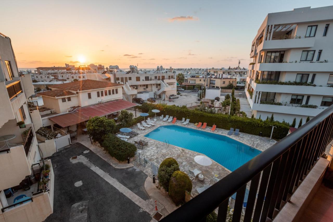 Alexis Apartments - Lovely 2-Bedroom With Swimming Pool Paphos Extérieur photo