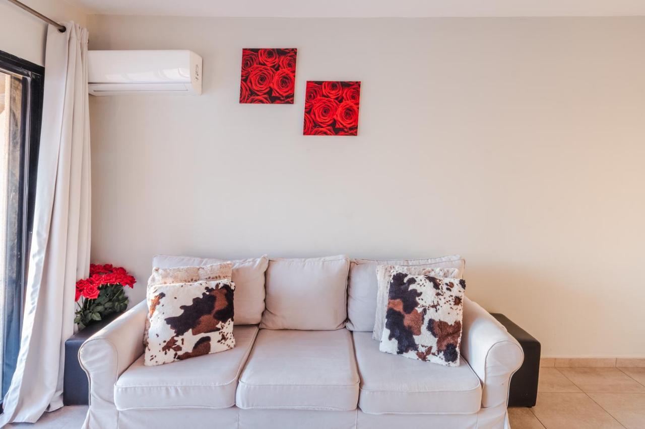 Alexis Apartments - Lovely 2-Bedroom With Swimming Pool Paphos Extérieur photo